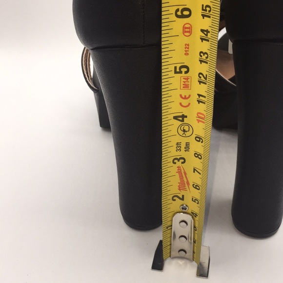 Qupid Woman’s Beat-58X Black Platform Chunky Heels Rabbit Fur Size 7 - Picture 8 of 14